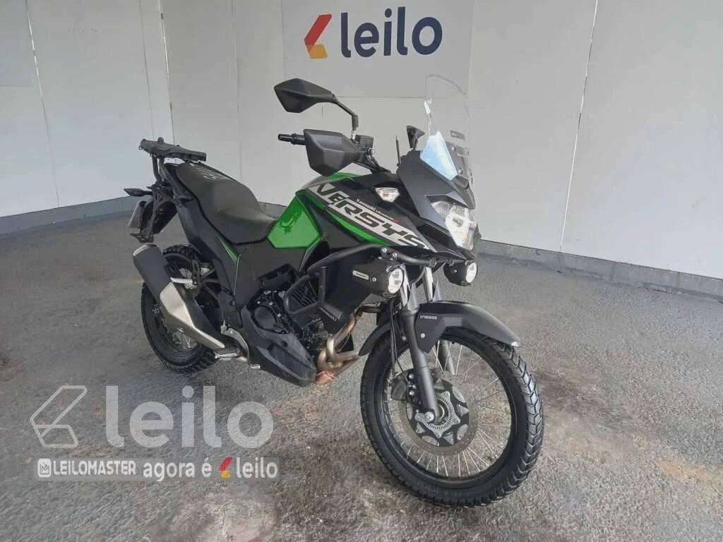 ​KAWASAK VERSYS-X 300 TR ANO 2022