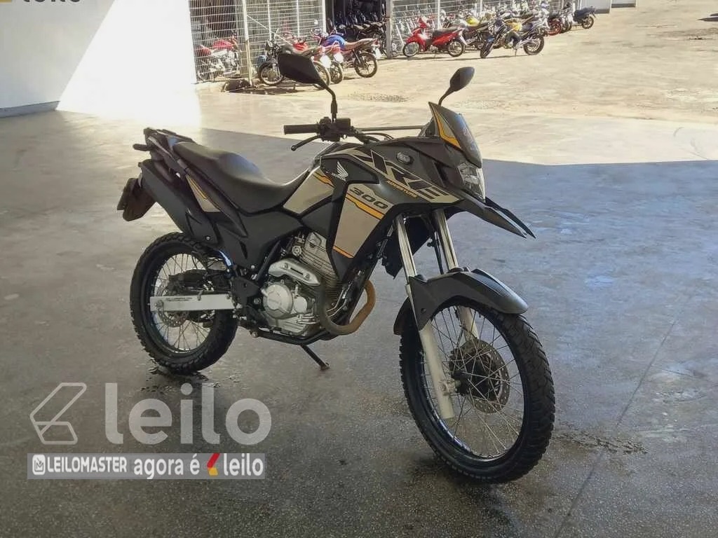 ​HONDA XRE 300 ABS ANO 2023