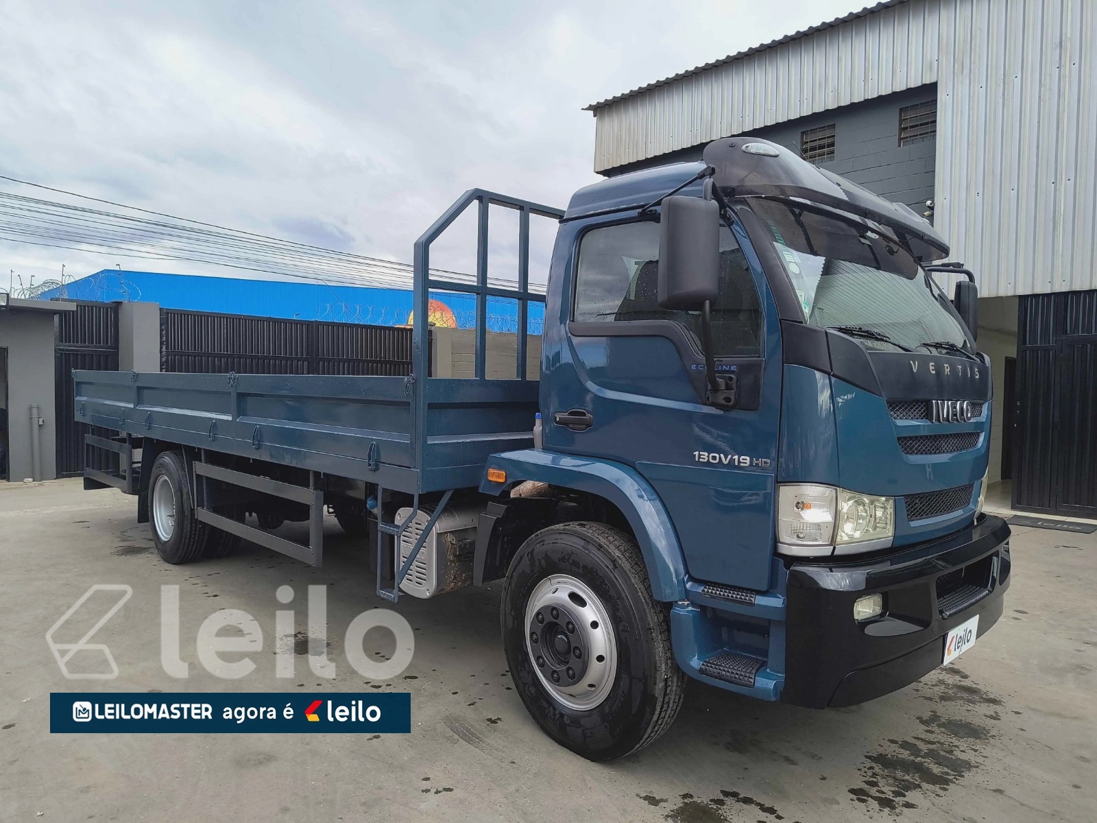 ​IVECO VERTIS 130V19 ANO 2013