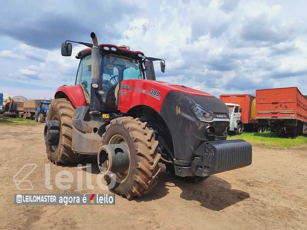 ​TRATOR AGRICOLA DE RODAS CASE MAGNUM 380 ANO 2023