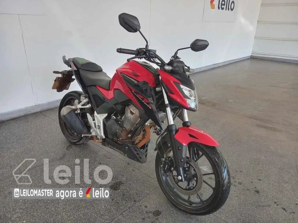 ​HONDA CB300F TWISTER CBS ANO 2023