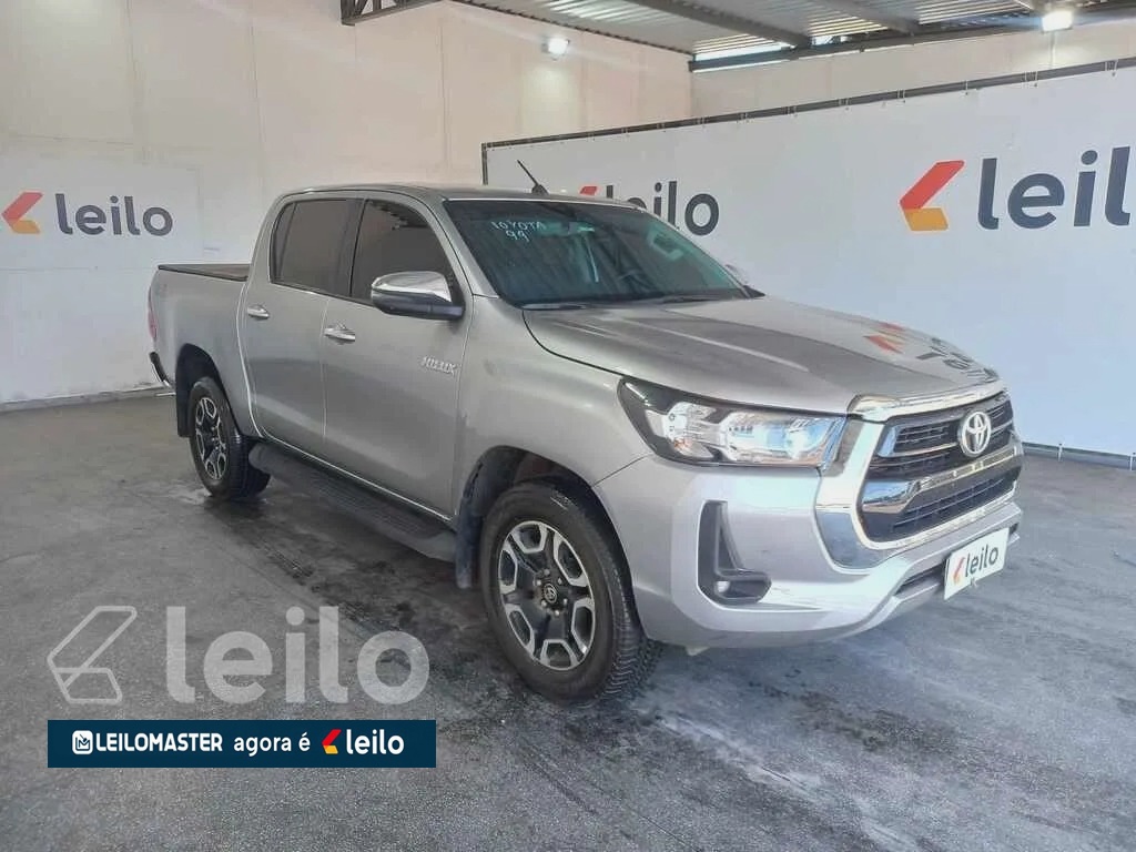 ​TOYOTA HILUX CD SRV 4FD ANO 2024